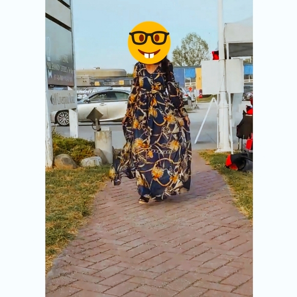 Fashion Nova Maxi Dress (XS) - Picture 1 of 3